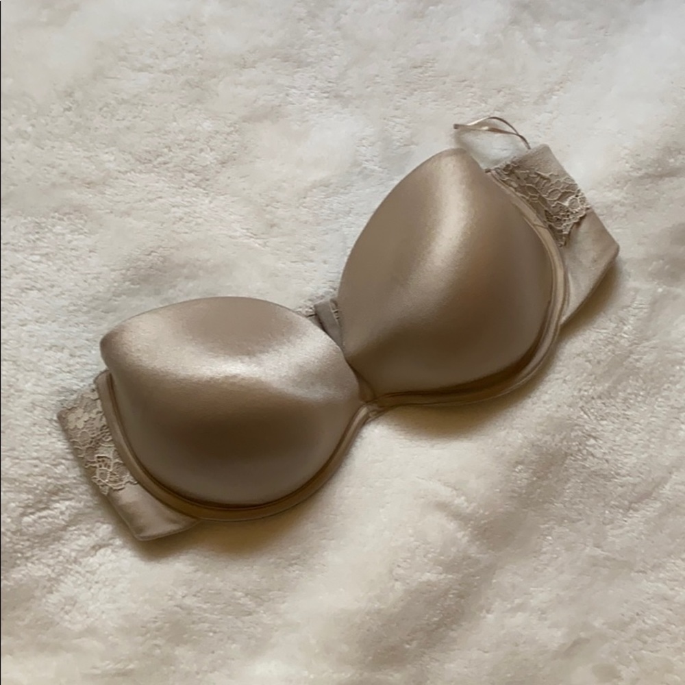 Nude Strapless Bra